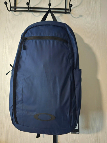 Oakley sport backpack 22l - sport, team